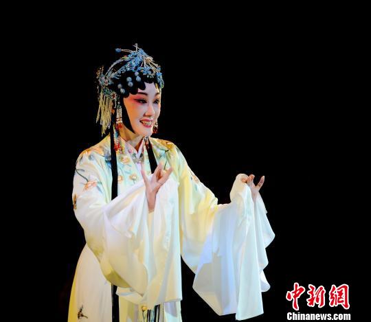 乡音版《牡丹亭》首次晋京演出再现400年前汤翁原味