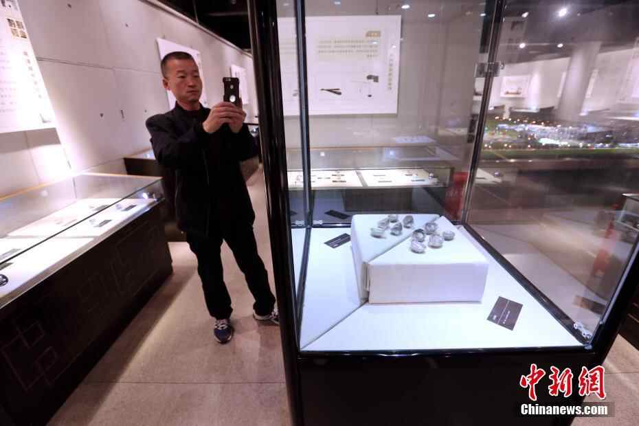 “斟金酌银”明清陕西银锭西安展出